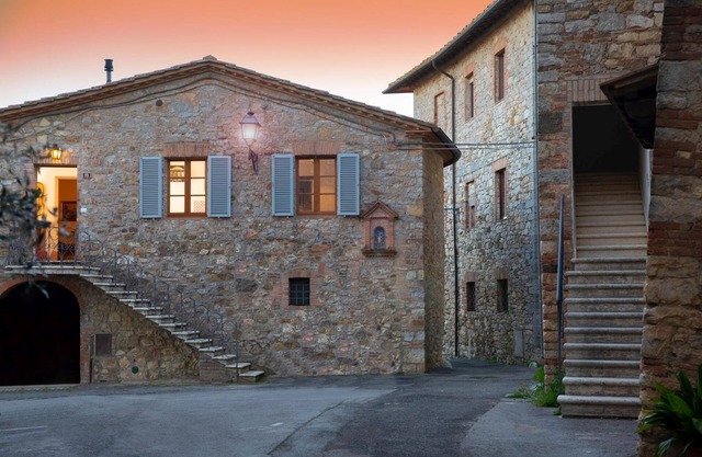 Villa Delizia, ArcenoRentalsClub, house in Chianti with garden, Concierge, Wifi