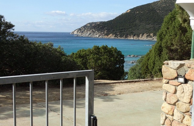 Villa dell'Arte, am Strand von Porto Sa Ruxi, Villasimius