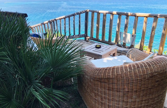 Schöne Villa 30 Meter vom Strand entfernt für 7 Personen