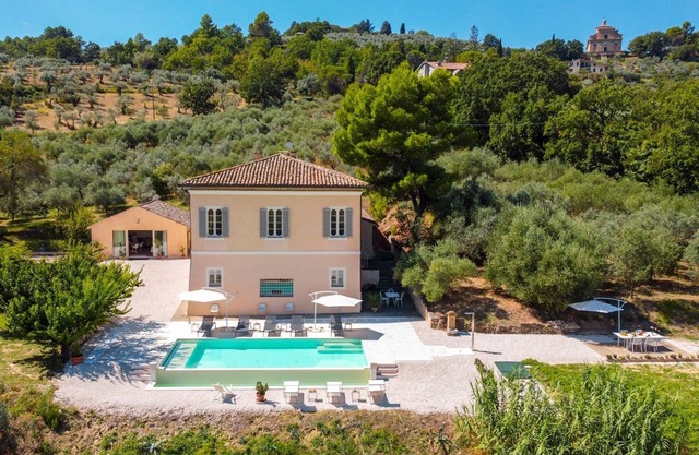 Villa Desiderio - Drei Schlafzimmer Villa, Schläft 12