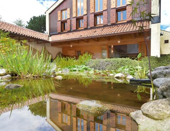 Villa di design con grande parco