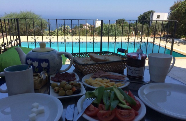 Villa Doluca: herrlicher Meerblick, Bergkulisse, ein wahrer mediterraner Himmel