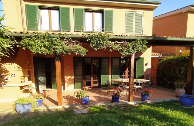 Villa Domus between Sea And History- Rome