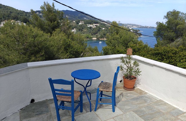 Villa Dorothea, charming and private 2 bedroomed v