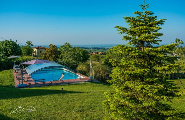Villa 'Elios' with Mountain View, Wi-Fi and Air Conditioning