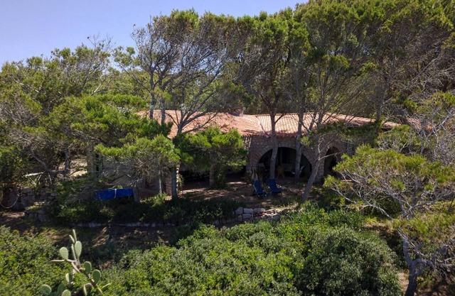 VILLA EBNER - EINZIGARTIGE LAGE VOR DEM MEER