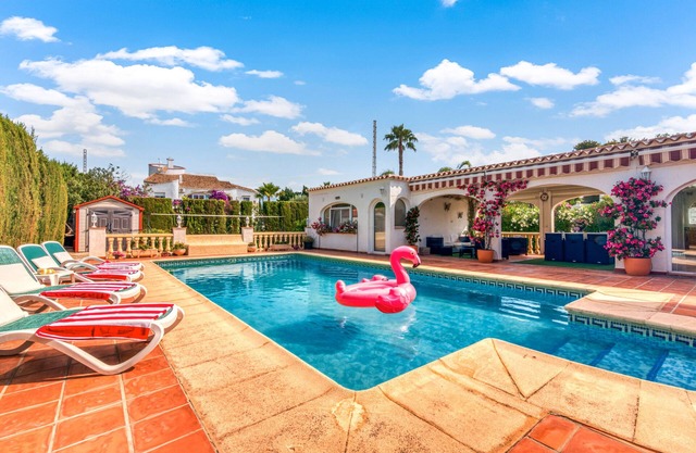 Villa 'El Horreo Xabia' mit Bergblick, Wi-Fi und Klimaanlage