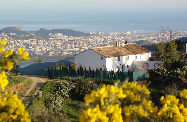 Malaga Mountain Villa mit privatem Pool und WiFi-Internet, einfachen Zugang zur Stadt