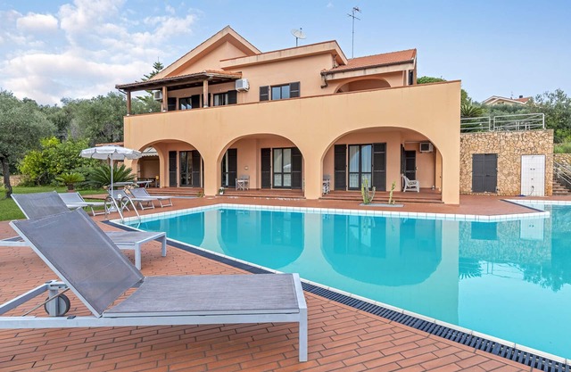Villa Elda 6, Emma Villas