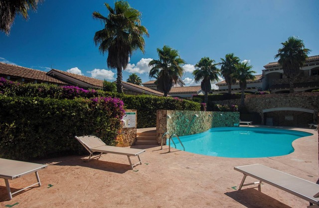 Villa Elegance Sabrina in Strandnähe mit Pool, Klimaanlage, Garten und Terrasse