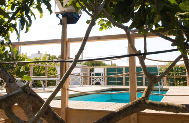 Villa Eleonora Capilungo sea front with pool