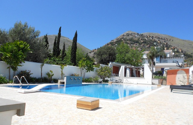 Villa Elloise Apartment mit privatem Pool in Mondello