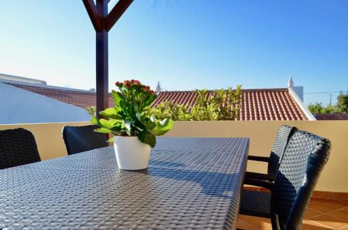 Villa ELTAEL - Rita Apartment - Warm Pool until 1 November