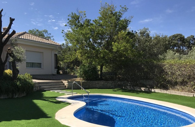 Villa en 1ª Línea de Campo de Golf