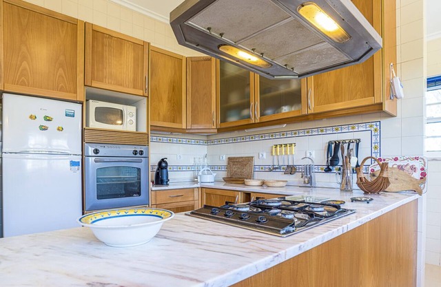 Villa Eufemia - Four Bedroom Villa, Sleeps 10