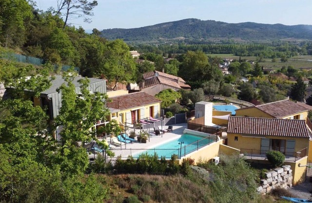 Villa**** Außergewöhnliche. Blick auf VallonPtD'Arc, die Ardèche, die Umgebung