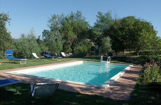 Villa Fedora: Eine angenehme und geräumige zweistöckige Villa, nur wenige Kilometer vom Ufer des Trasimenischen Sees entfernt.