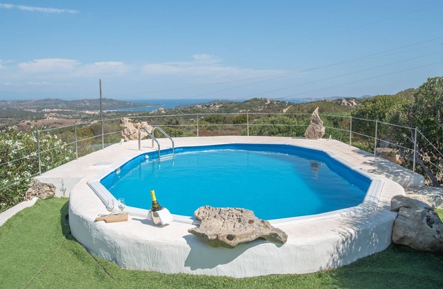 Villa Felice mit Meerblick, Pool, Klimaanlage, Garten und Terrasse