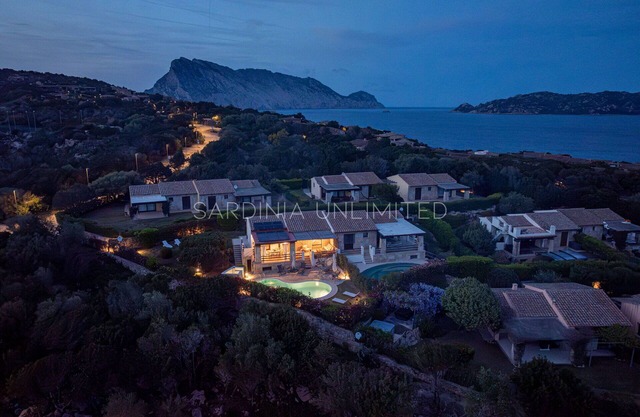 Villa Flor de Lis: Privater Swimmingpool in Punta Molara, 600 m vom Strand entfernt.