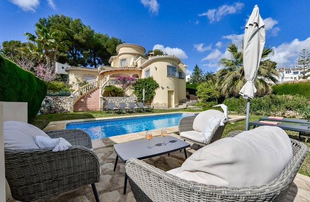 Ferienhaus in Moraira, CLEO Mit beheiztem Pool