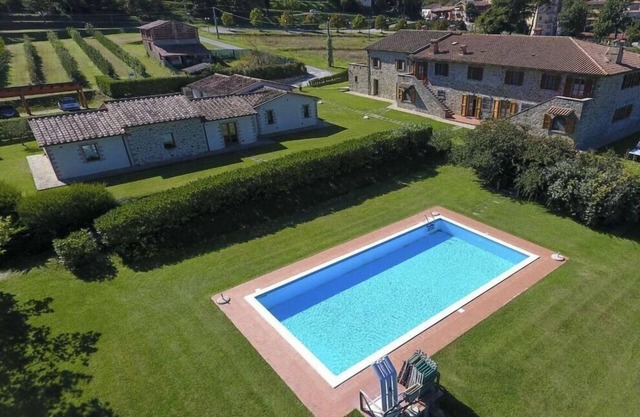 Villa Fornace Komfortable Ferienresidenz