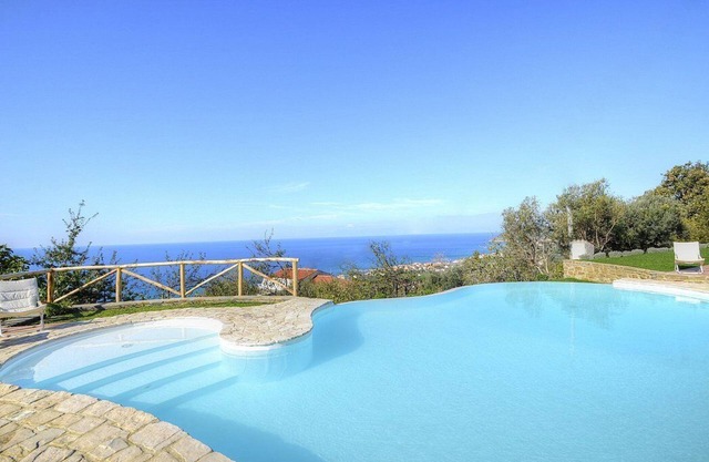 Villa Gaia: A bright and sunny two-story villa located on the slope of a hill, facing the sea, with Free WI-FI.