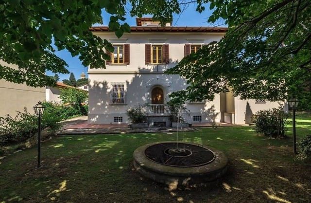 Villa in Calenzano mit 5 Schlafzimmern 10 Schlafplätzen