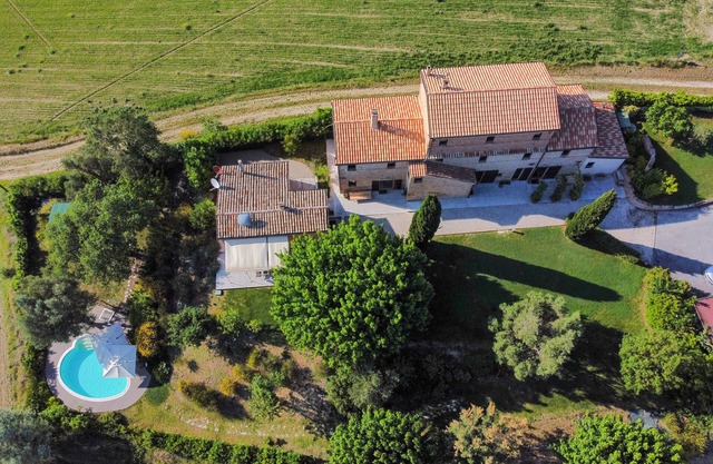 'Villa Gelso' mit privatem Pool, WLAN und Klimaanlage