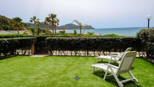 Villa Giulia seafront