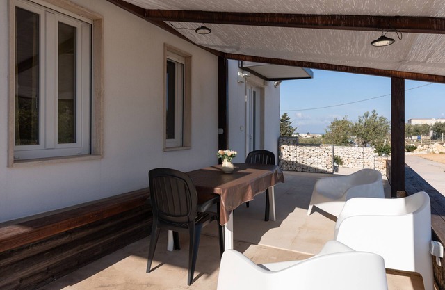 Villa 'Giulia' mit Meerblick, WLAN und Klimaanlage