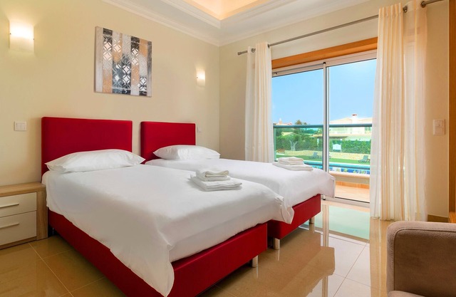 Villa Golf Boavista Pool