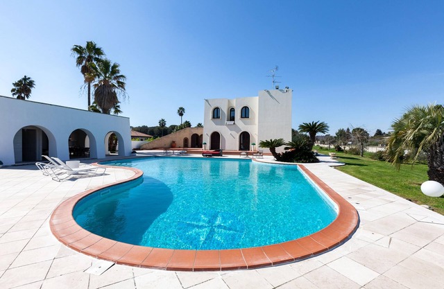 Villa Golia pool jacuzzi and sauna, Galatina, Italy
