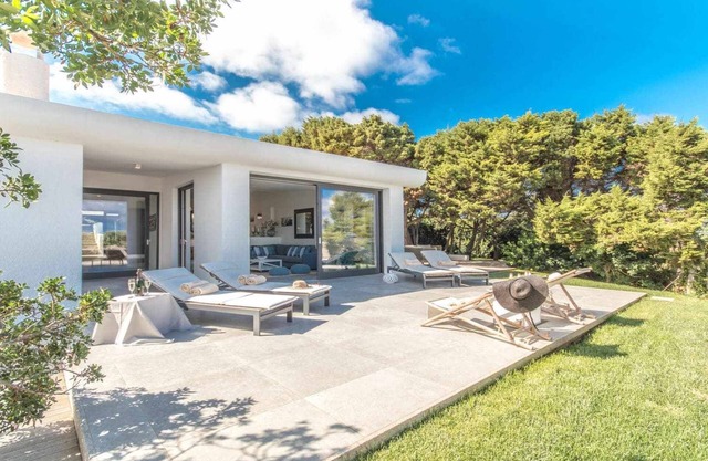 Villa Grey Lux - Independent Villa