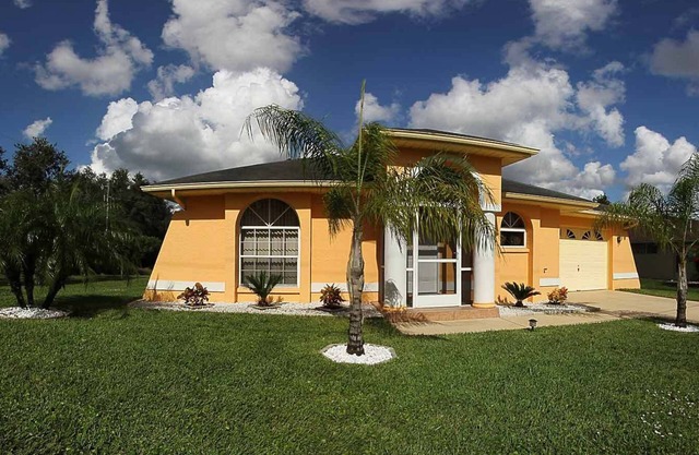 Villa Hamilton-Wunderschoene Pool Villa🌴April 2023 renoviert May 25 Special