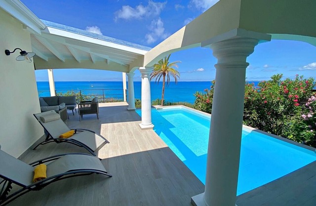 Stunning 3BR Villa Happy View - Happy Bay beach