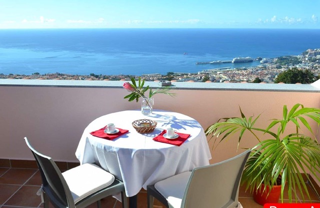 Villa Henriques - Traumblick apt