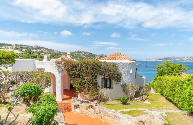 Villa Hibiscus by Interhome