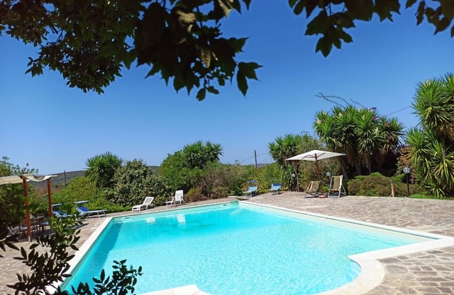 Villa / Ferienhaus mit Pool "Il Melograno"