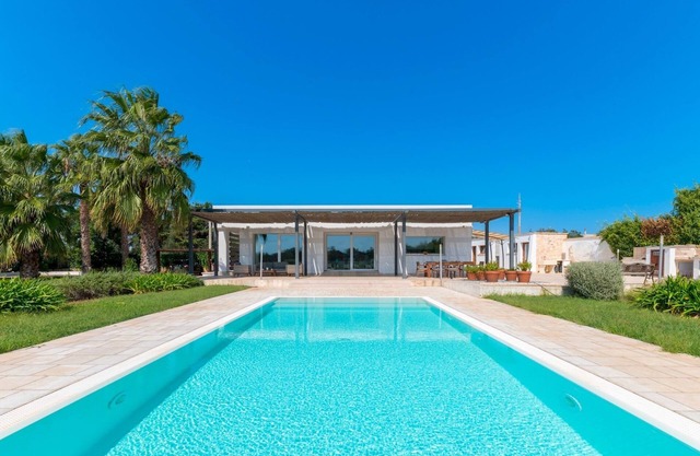 Villa I Chiani 8, Emma Villas