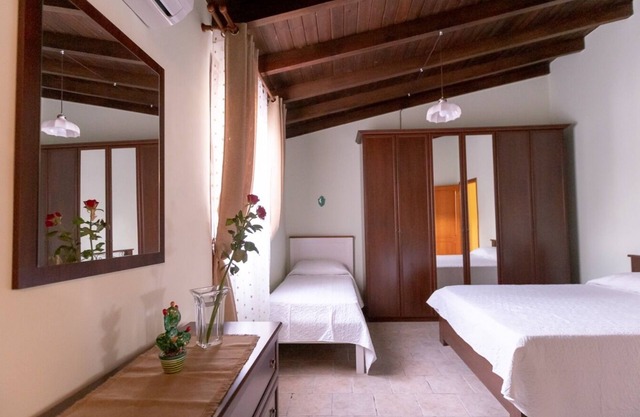 Villa I Gelsomini - Vier Schlafzimmer Villa, Schläft 12