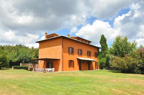 Villa i Noccioli - 18 posti letto, piscina, parco