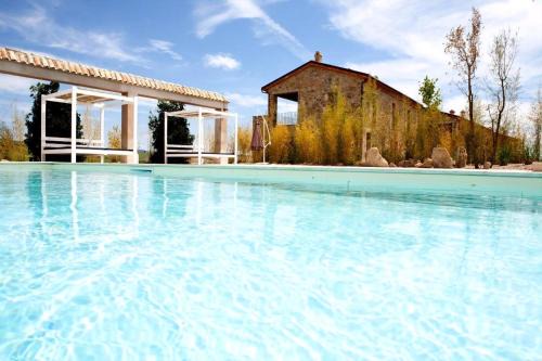 Appartement in Volterra mit Terrasse, Grill und Garten