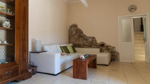 Villa Il Casale Onifai- piano terra
