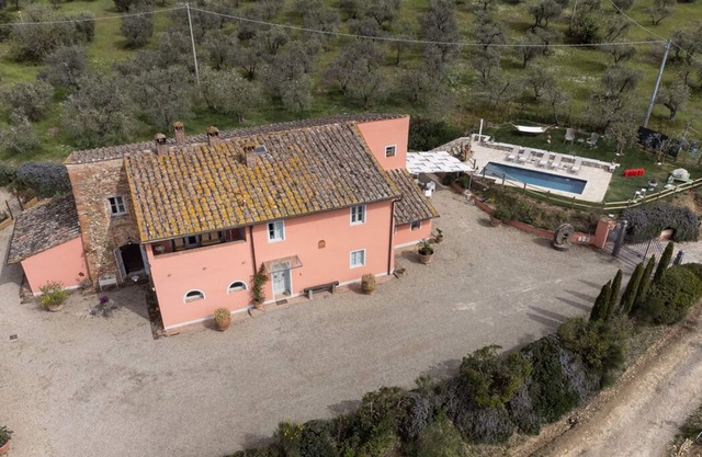 Villa Il Colle di Sotto - Imagine a place just for you
