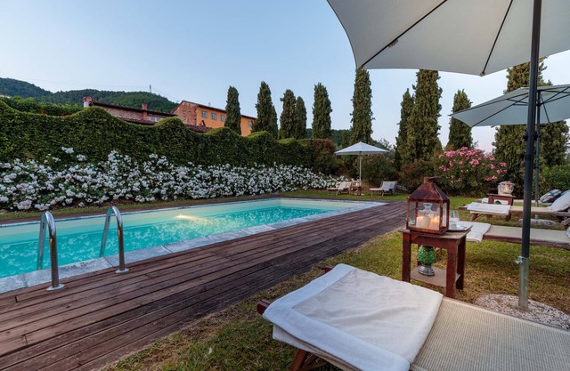 VILLA IL TINAIO Romantic Secluded Farmhouse with Private Pool