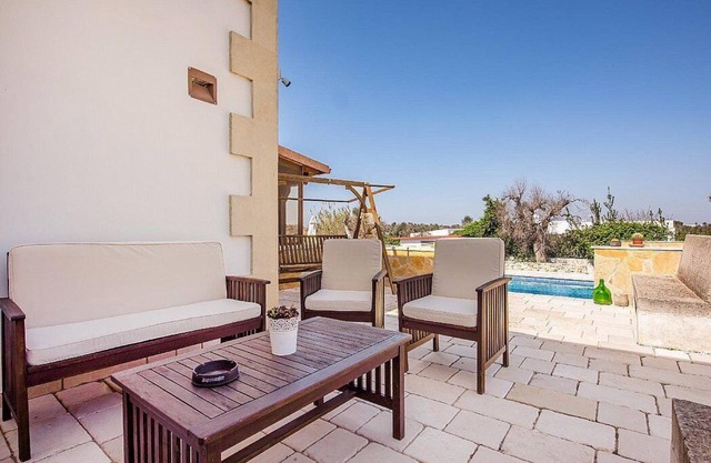 Villa Ilare, fully refundable with voucher*: A characteristic and welcoming one-story villa situated in a quiet location, a few minutes from the town center, with Free WI-FI.