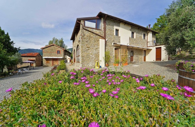 VILLA ILENIA 24pax, Restaurant, großer Pool, kostenloses WLAN, in der Nähe der Cinque Terre