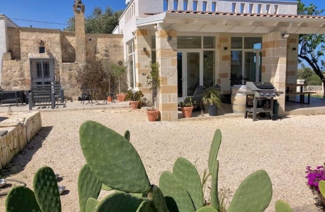 Traumvilla im Grünen mit Meerblick 6min Strand & Stadt WLAN Haustiere erlaubt