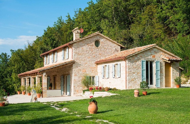 Schicke Villa mit Whirlpool