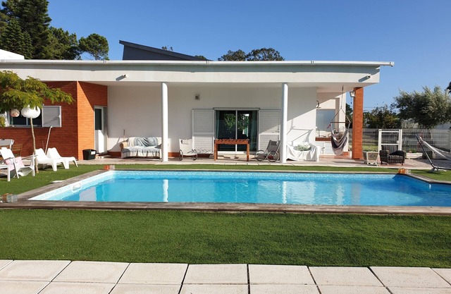 Villa in Aroeira / Verdizela - Pool, Strand, Surfen, Golf